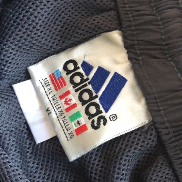 Adidas unisex silver track pants - Picture 5 of 5